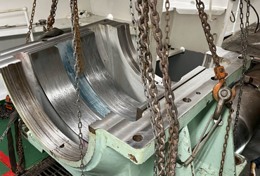 Installation of shaft bearing after repair.jpg