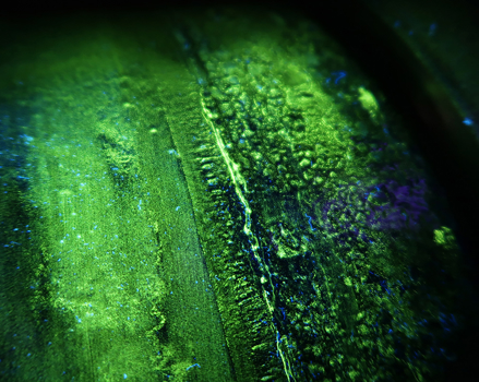 Magnetic crack testing