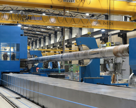 Our 27 meter lathe with a propeller shaft