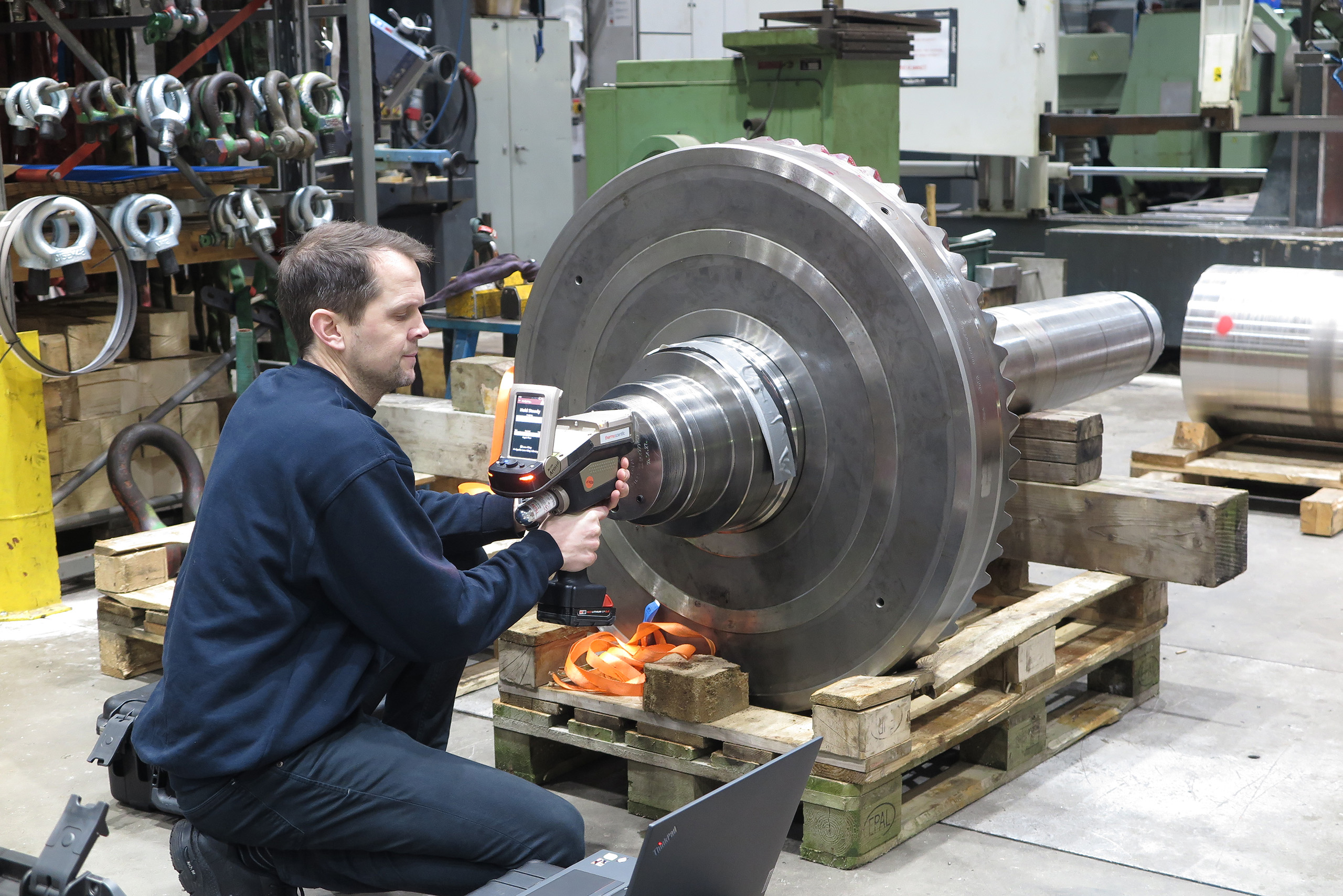 PMI (Positive Material Identification) 