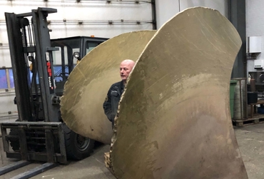 size of broken blades.jpg