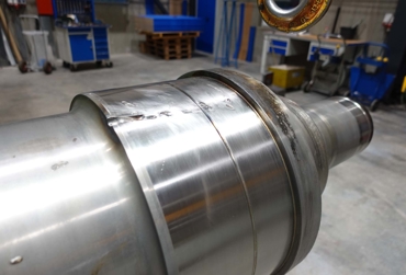 Damage bearing journals on a thruster propeller shaft.jpg