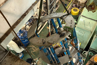 Portable lathe for in-situ machining.jpg