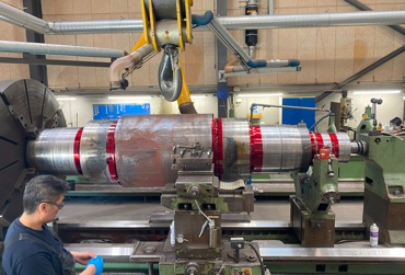 Repair-machining-of-roller-press-shaft-heavy-industry.jpg
